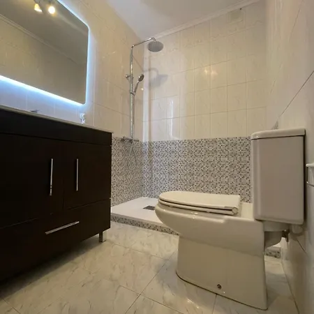 Encantador En El Centro De Con Parking *