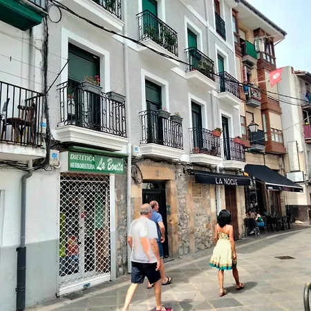 Encantador En El Centro De Con Parking Castro Urdiales